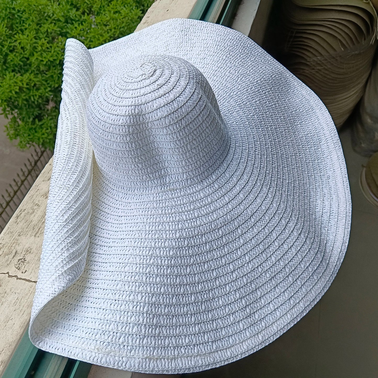 Empty Top Straw Sun Hat